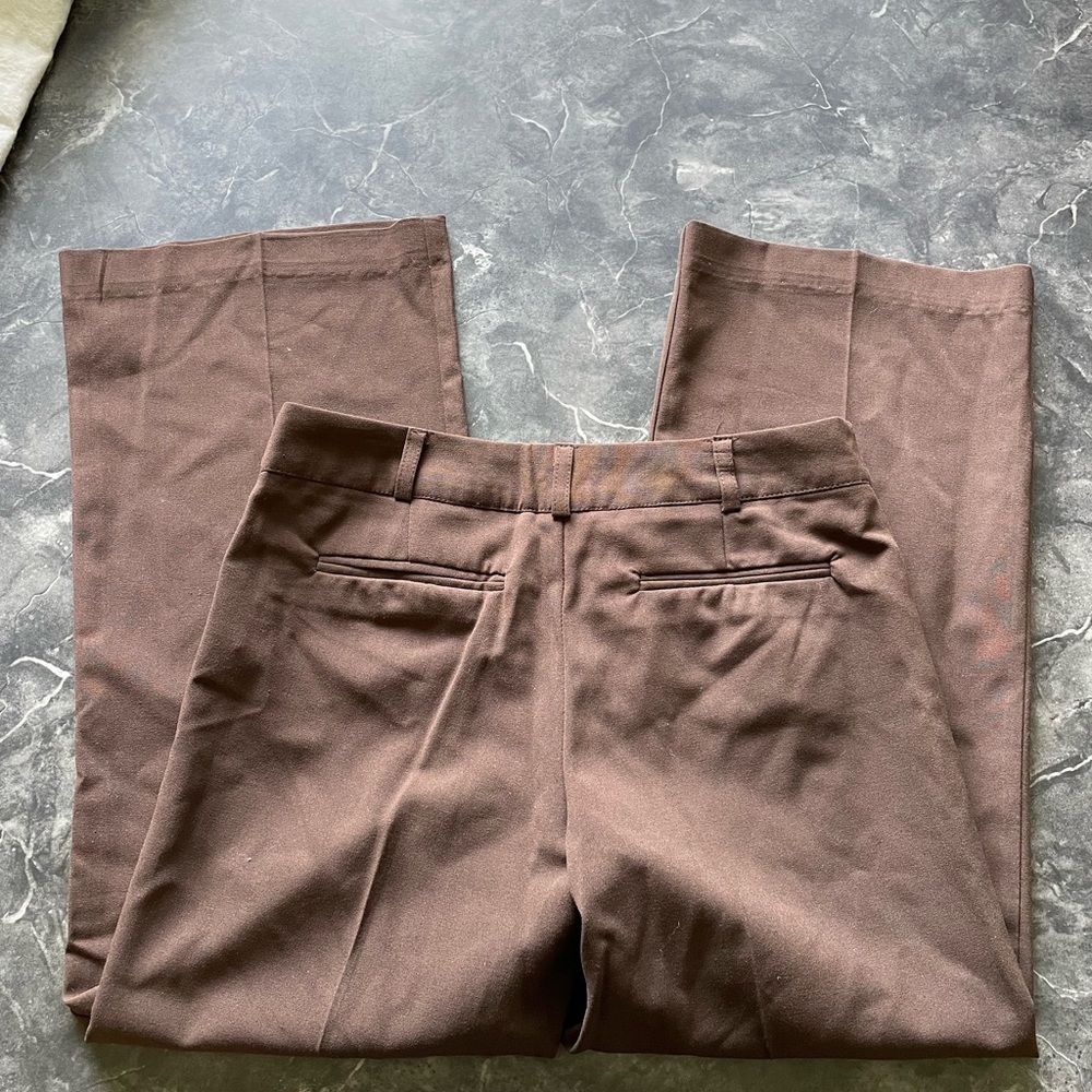 Mandee Capri’s - Picture 5 of 5
